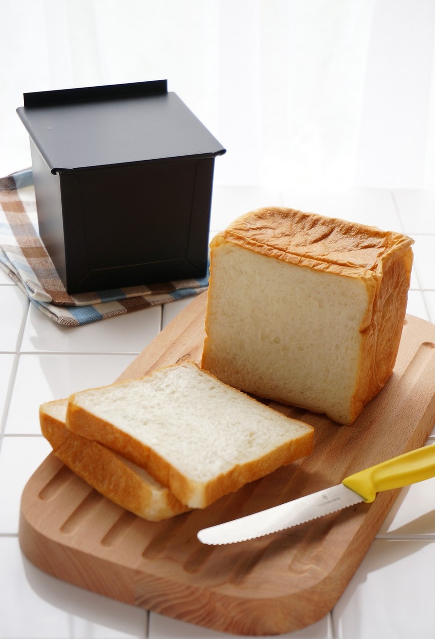 基本の角食パンの画像