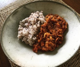 絶品!さば缶のトマトドライカレー