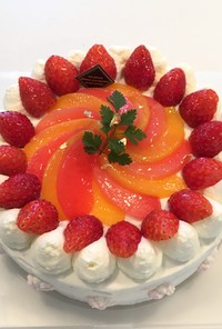 ひな祭りに桃のデコレーションケーキ