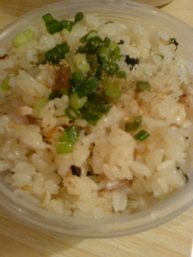 お刺身用で手軽に鯛めし♪