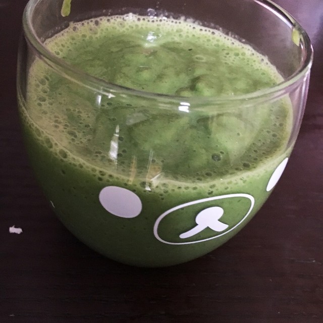 鉄分補給グリーンスムージー レシピ 作り方 By ぴよひこ侍 クックパッド