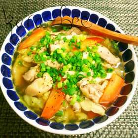 燃焼系♡鶏と野菜の和風ジンジャースープ