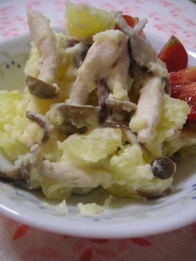 秋の味覚●キノコのポテトサラダ