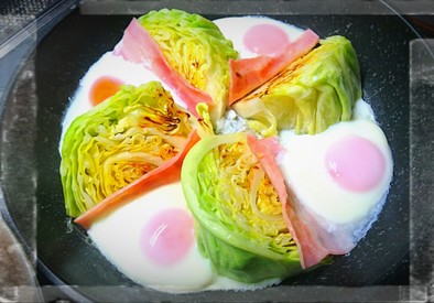 朝食５分☆春キャベツ&目玉焼きプレート♪の写真