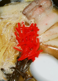 鍋焼き豚骨醤油チャーシュー麺