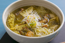 麺好き必食!筍と桜鯛の絶品スープそば