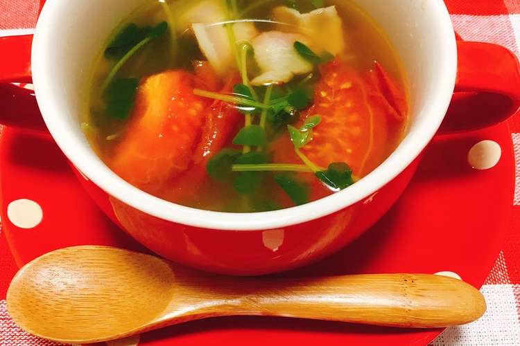 簡単 トマトと豆苗のコンソメスープ レシピ 作り方 By Chikapon クックパッド 簡単おいしいみんなのレシピが363万品
