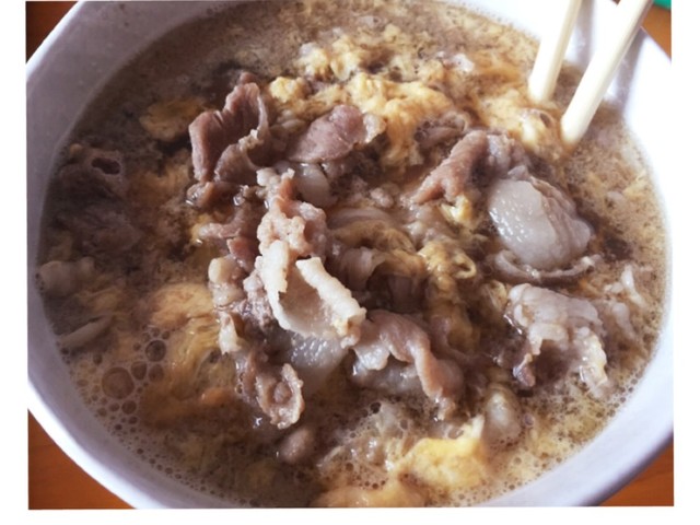 材料5つ 冷凍うどんの豚卵とじ レシピ 作り方 By Yum Chan クックパッド 簡単おいしいみんなのレシピが354万品