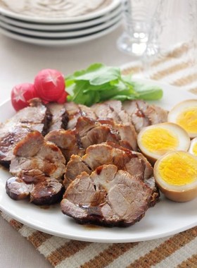 鍋任せ♫♬簡単柔らか煮豚(チャーシュー)