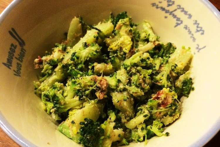 レンジで簡単ブロッコリーと鰹節のサラダ レシピ 作り方 By ｌｏｖｅ姫ｃｈａｎ クックパッド