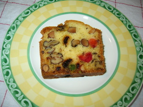 フルーツケーキ