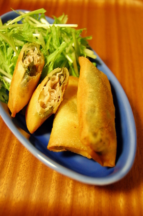 豚しそチーズの簡単春巻き