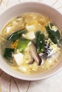 青梗菜と鳥肉の中華スープ