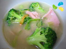 アルガンオイル入り鶏スープ