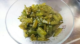 ごま油の風味が最高♪茎わかめの炒め煮
