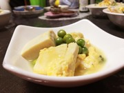 えんどうと高野豆腐の玉子とじの写真