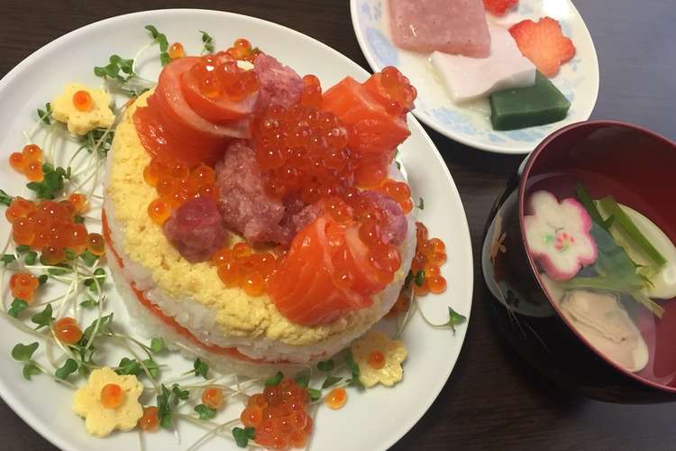 市販のだし巻き卵で簡単 お寿司ケーキ レシピ 作り方 By Shiorecipe クックパッド
