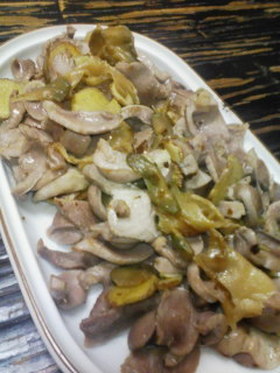生姜も食べちゃう!砂肝炒め☆