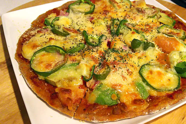 糖質制限 ふすま粉ベースのピザ生地 レシピ 作り方 By クックfyyym3 クックパッド 簡単おいしいみんなのレシピが349万品