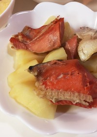 簡単☆鮭とじゃが芋のコンソメ煮