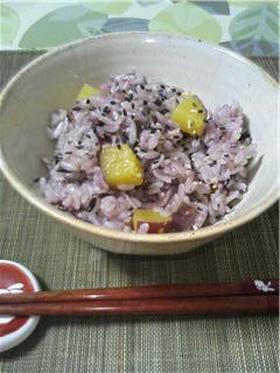 ひと手間でおいしく!黒米とさつまいもご飯