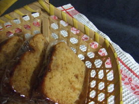 黒糖とりんごジャムのケーキ