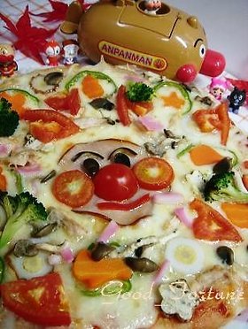 こどもと手作り『あんぱんまんピザ』