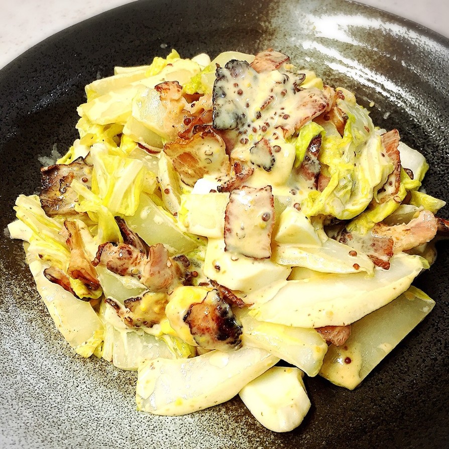 ☼白菜とベーコンとゆで卵のホットサラダの画像