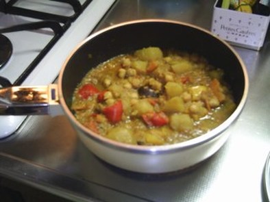 ひよこ豆と野菜のカレーの写真