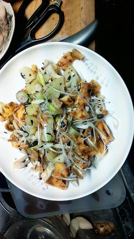 キノポテ焼き揚げの柚子味噌サラダ