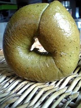 ほうれん草ベーグル