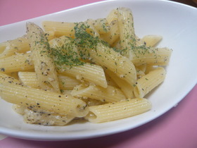 ☆超簡単♪チーズ&黒コショウdeパスタ☆