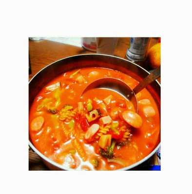 簡単！野菜たっぷり食べるトマトスープの写真