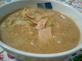 ハムと白菜の豆乳煮
