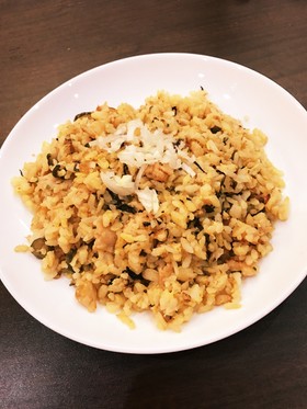 簡単!梅と漬け物の 和風チャーハン