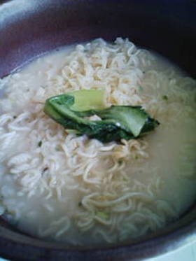 レンジで!!インスタントラーメン♪