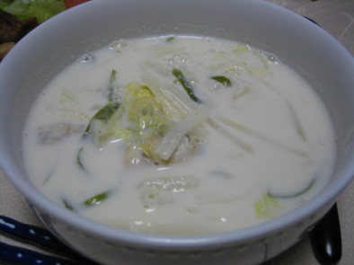 クラムチャウダー風白菜スープの写真