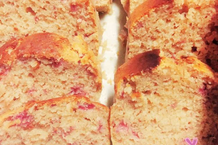 春色生いちごのパウンドケーキ レシピ 作り方 By のんびりママ2129 クックパッド 簡単おいしいみんなのレシピが350万品