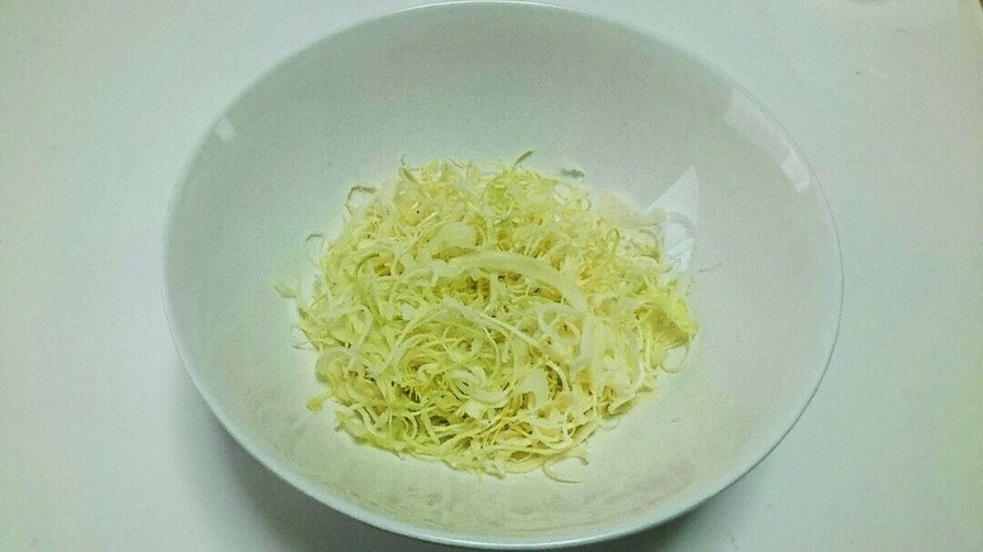 サッポロ一番塩ラーメン粉末スープのサラダの画像
