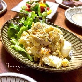 新じゃがと照り焼きチキンの和デリ風サラダ