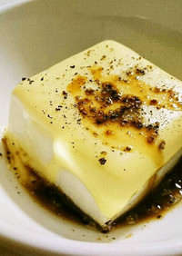 オリーブオイルに一工夫★チーズ乗せ温豆腐