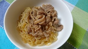 牛こま切れ肉の甘辛煮