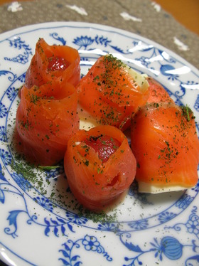 オシャレ前菜☆サーモンロール☆