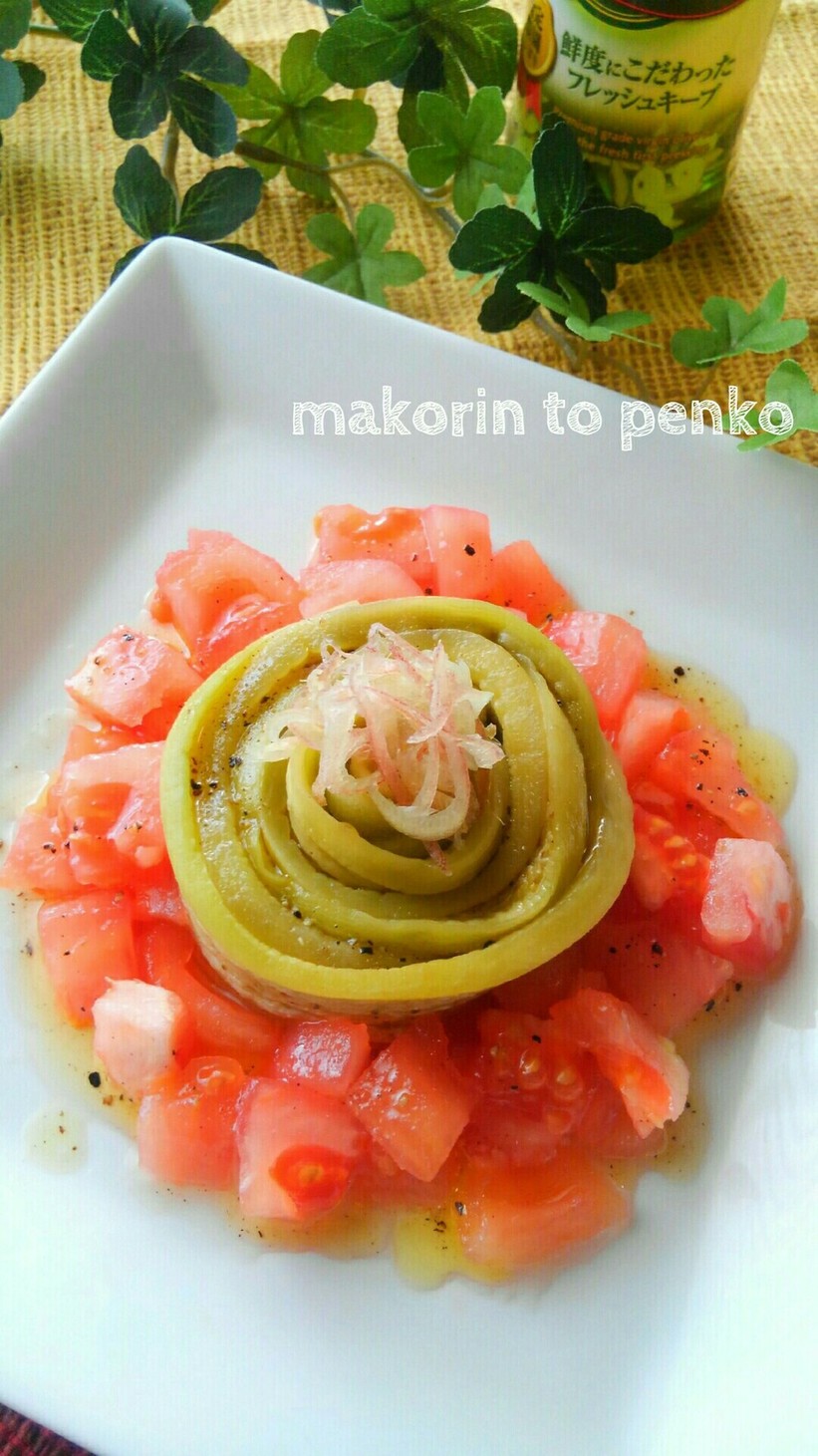 茄子の煮物とトマトのオリーブオイルがけの画像