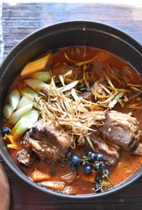 【ジビエ】山梨産猪肉のフレンチボタン鍋 