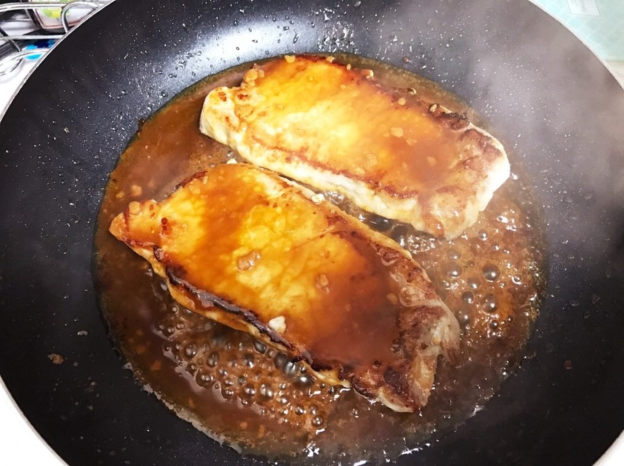厚切り豚ロースの味噌焼きバター風味の画像