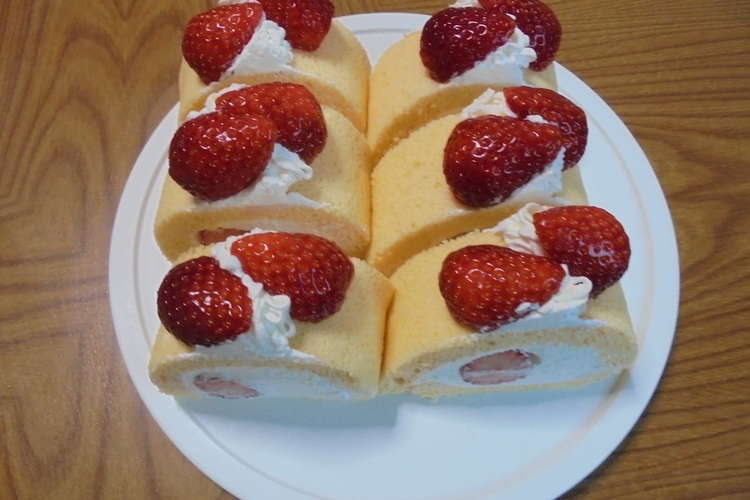 ロールケーキ Sサイズ卵使用 レシピ 作り方 By オキミン クックパッド