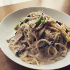 春菊のパスタナッツソース