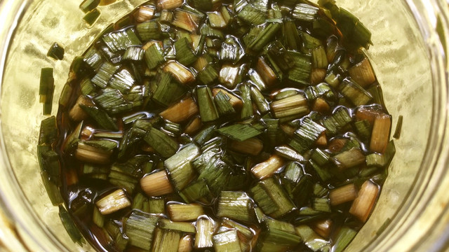 万能ニラ醤油 レシピ 作り方 By Cafe77 クックパッド 簡単おいしいみんなのレシピが351万品