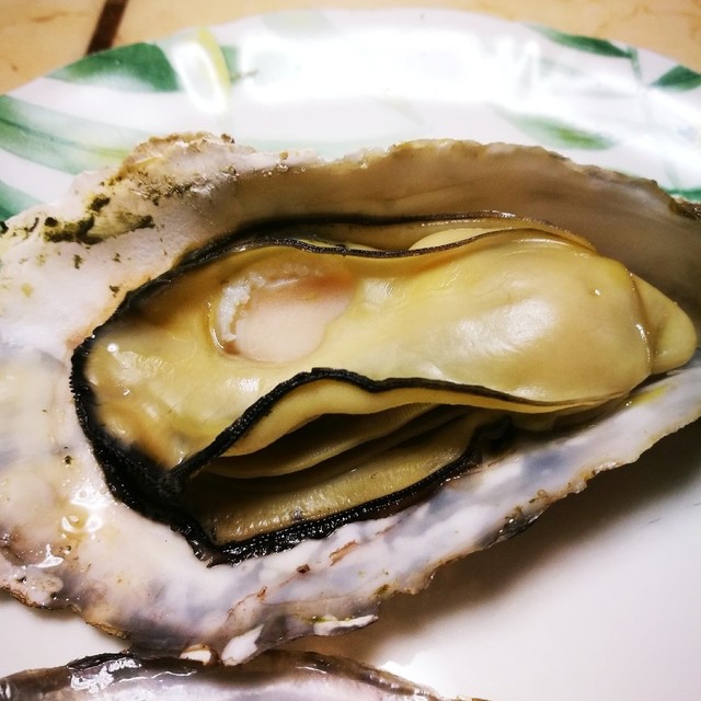片付け簡単 プリップリの焼き牡蠣 レシピ 作り方 By Potibart クックパッド 簡単おいしいみんなのレシピが351万品
